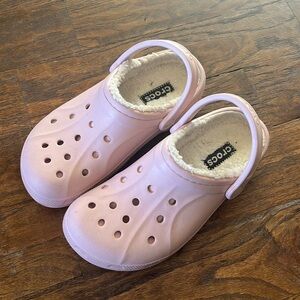 CROCS faux fur lined slip on pink